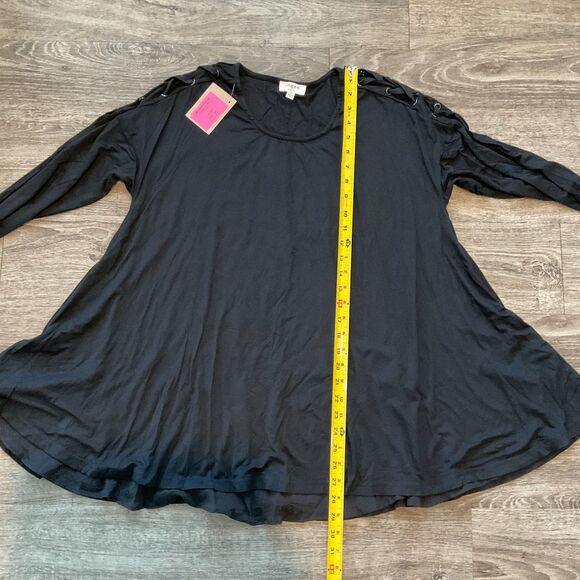 NWT UMGEE USA Round Neck Tunic Top Women's Criss Cross Lace Up Black Size Medium - Picture 7 of 7